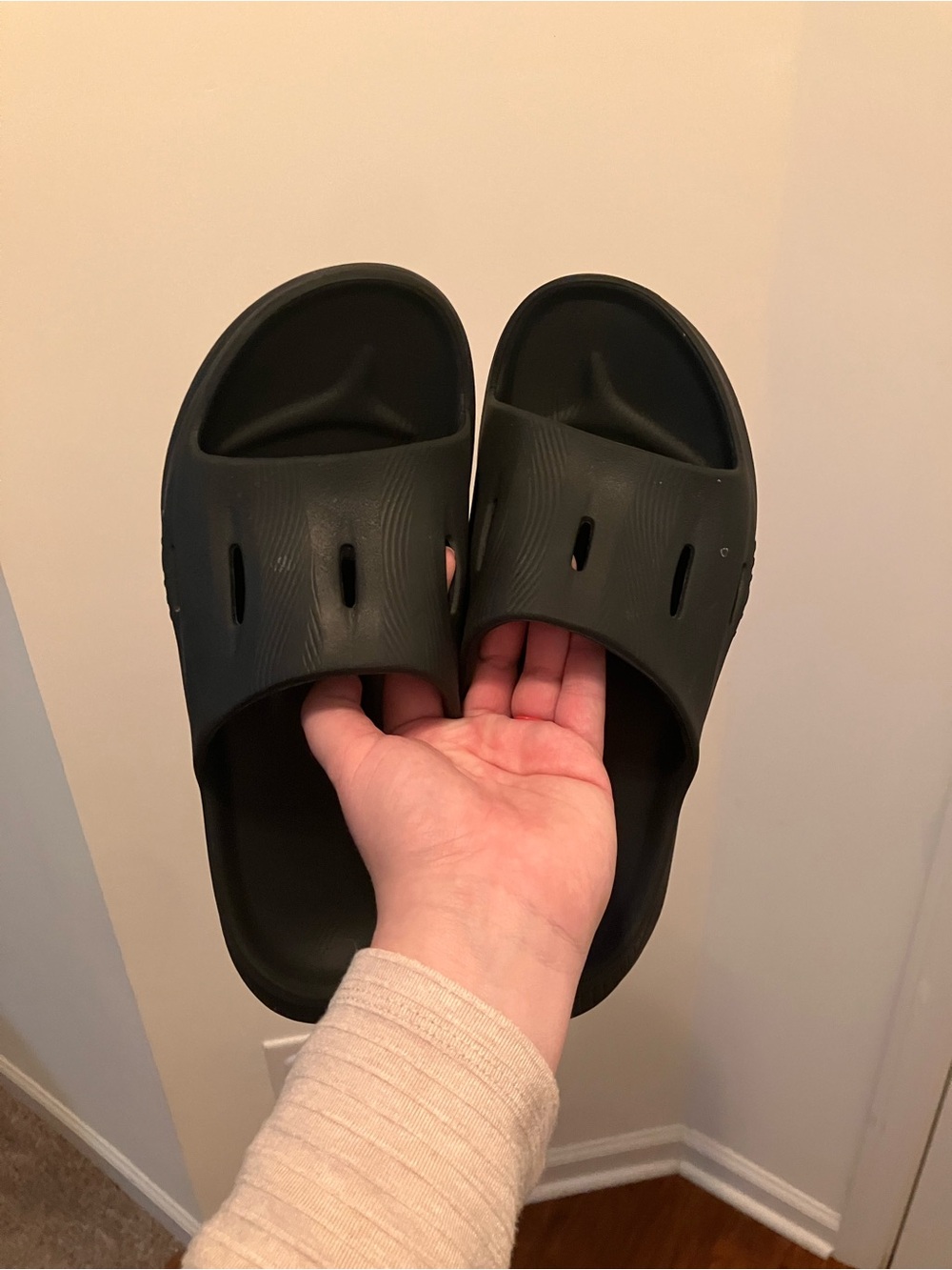 Hoka Black Women's Slide Sandals